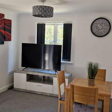 Greenhithe Cosy Apartment, Netflix And Sport Channels Kültér fotó